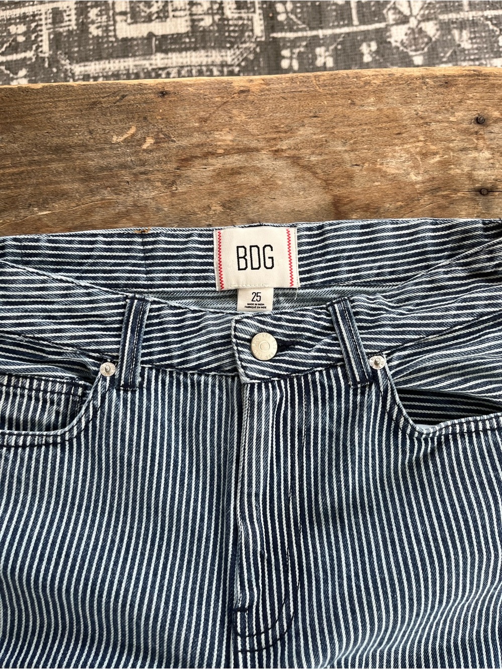 BDG Ozzy Pinstripe Pace Loose Jeans size 25 - Picture 2 of 2